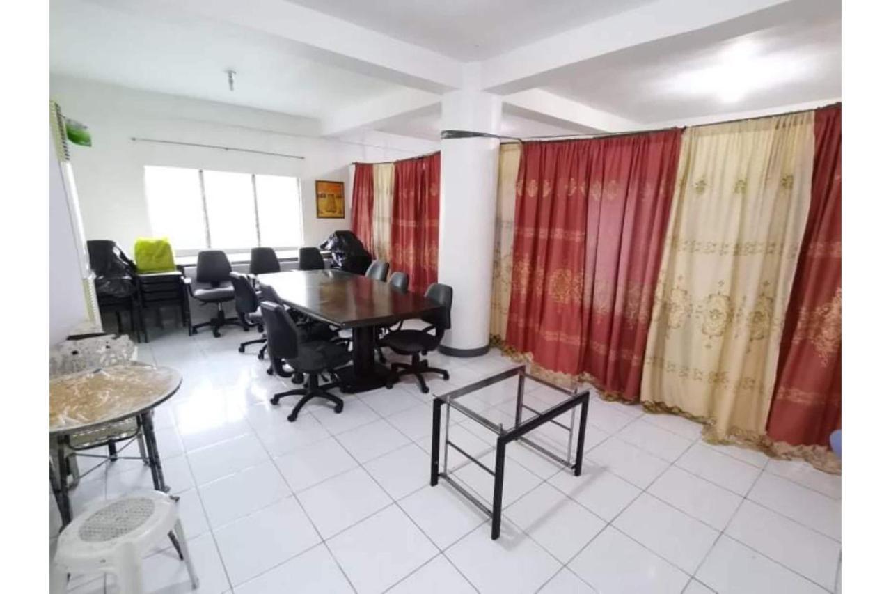 Отель Oyo 799 Ddd Habitat Iloilo Экстерьер фото
