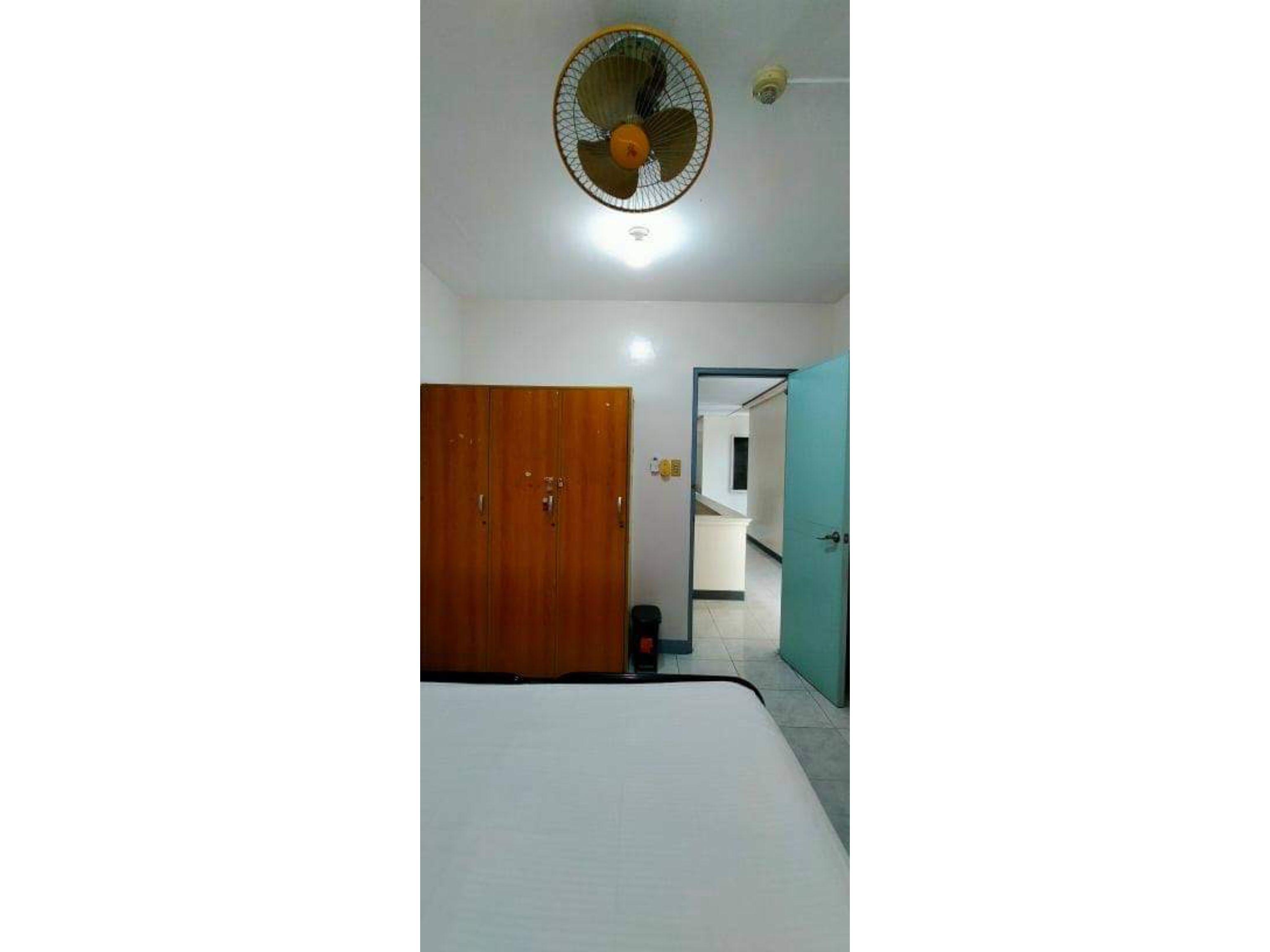 Отель Oyo 799 Ddd Habitat Iloilo Экстерьер фото