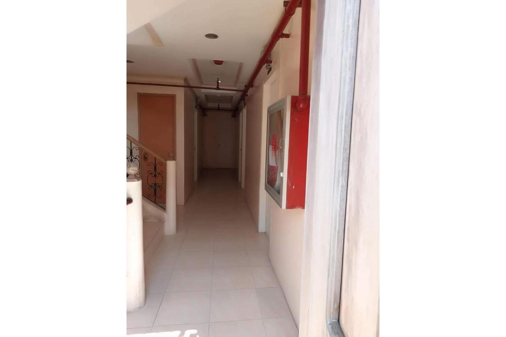 Отель Oyo 799 Ddd Habitat Iloilo Экстерьер фото